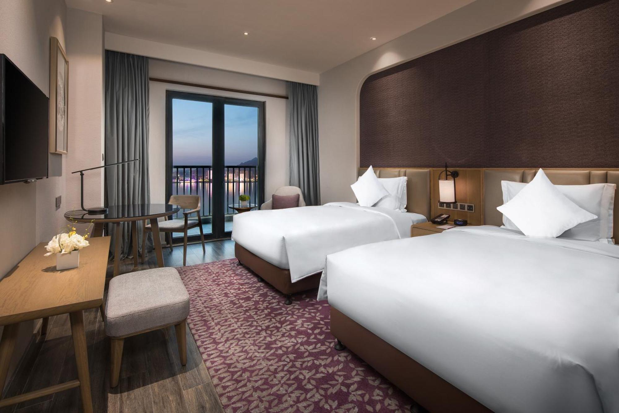 Crowne Plaza Qingdaoorientalmoviemetropolis By Ihg Hotel Luaran gambar