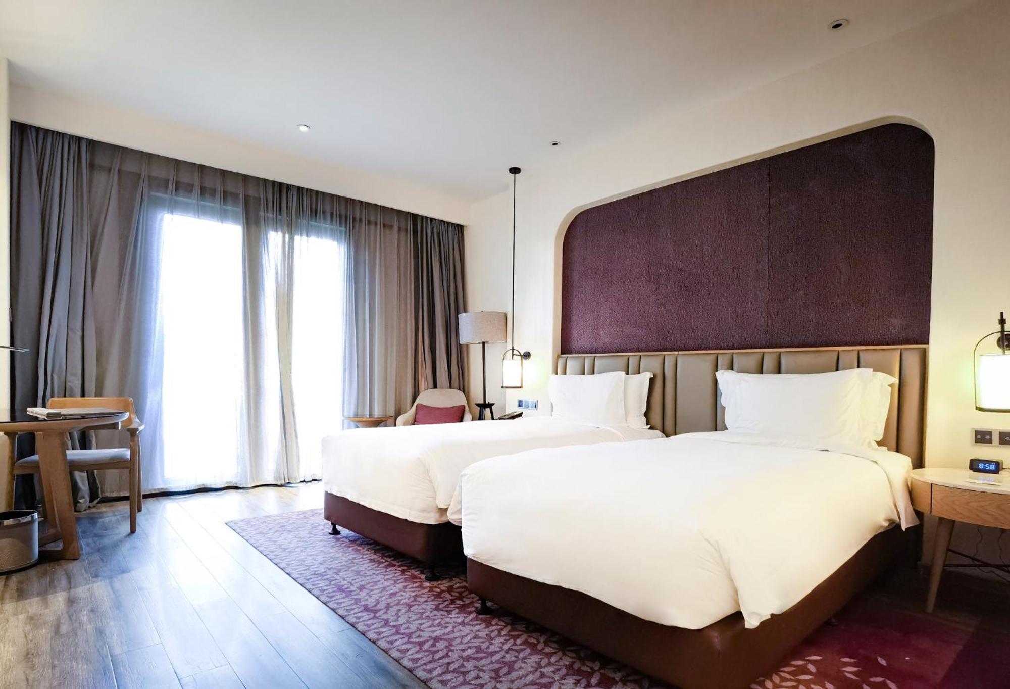 Crowne Plaza Qingdaoorientalmoviemetropolis By Ihg Hotel Luaran gambar