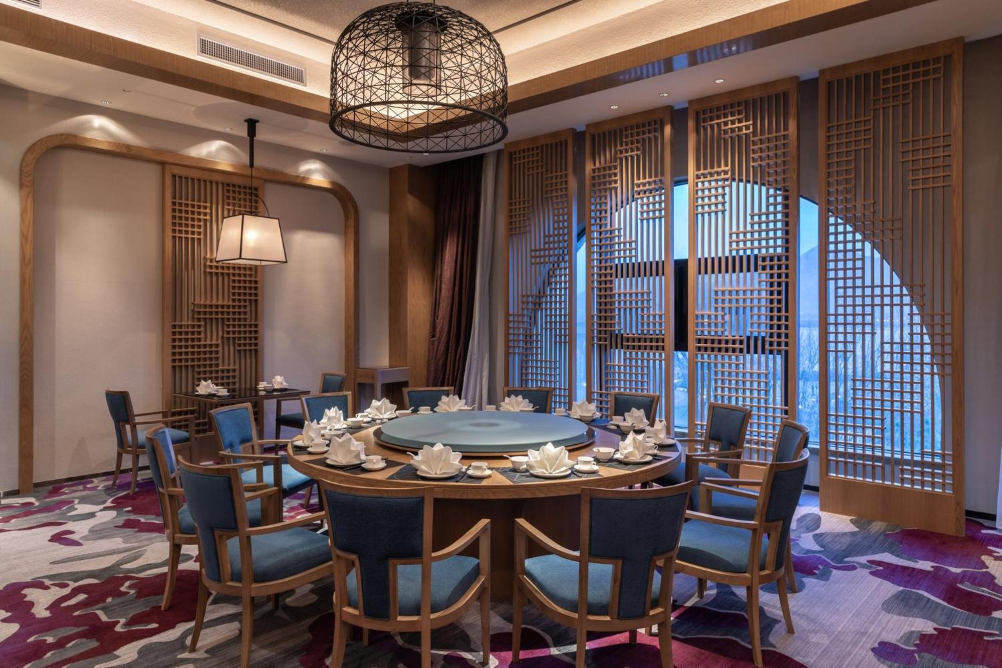 Crowne Plaza Qingdaoorientalmoviemetropolis By Ihg Hotel Luaran gambar