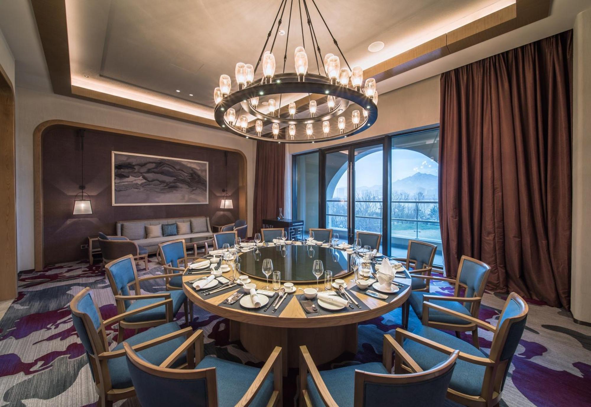 Crowne Plaza Qingdaoorientalmoviemetropolis By Ihg Hotel Luaran gambar