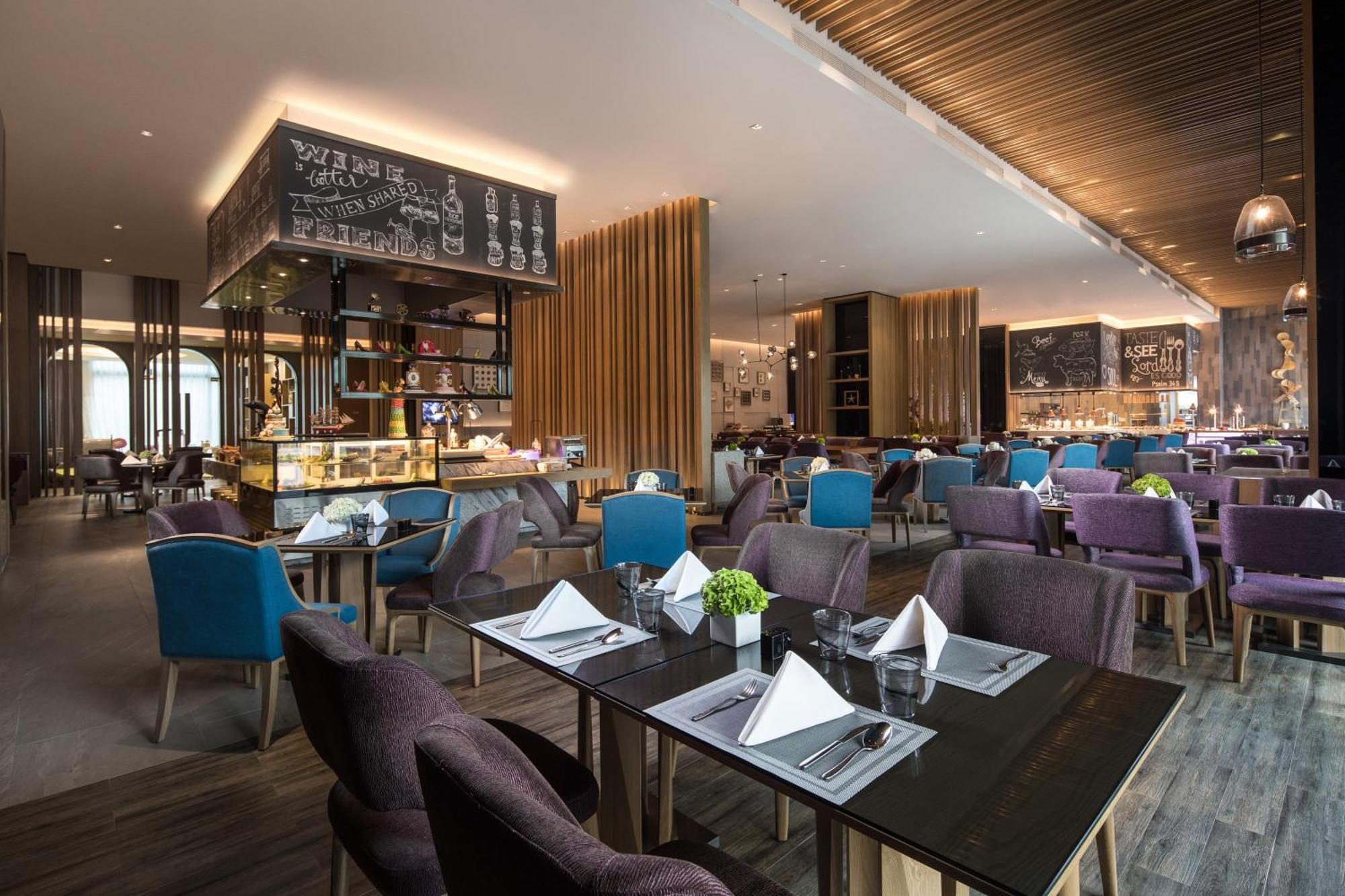 Crowne Plaza Qingdaoorientalmoviemetropolis By Ihg Hotel Luaran gambar